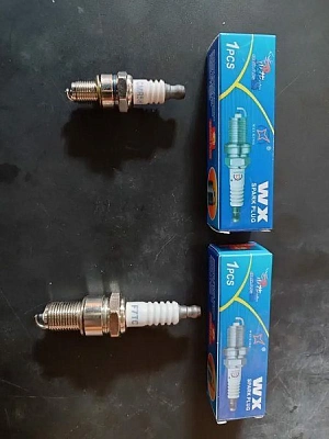 Свечи зажигания для машины для укладки бетонной стяжки (без лезвия) (Виброрейка) YC-25 LASTING TOOLS