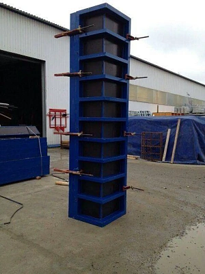 Опалубка колонн на угловых щитах